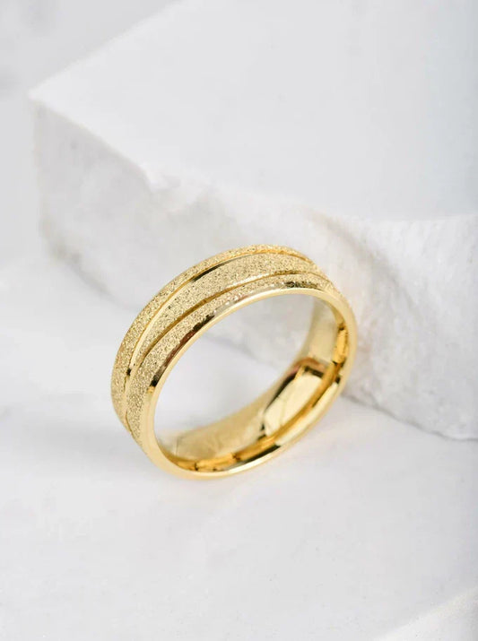 sandblasted-ring-with-cuts-color-gold-s404156z00