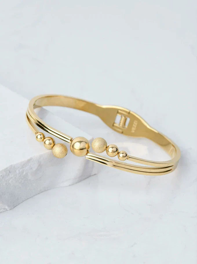 jewelry-set-with-dusk-and-dawn watch